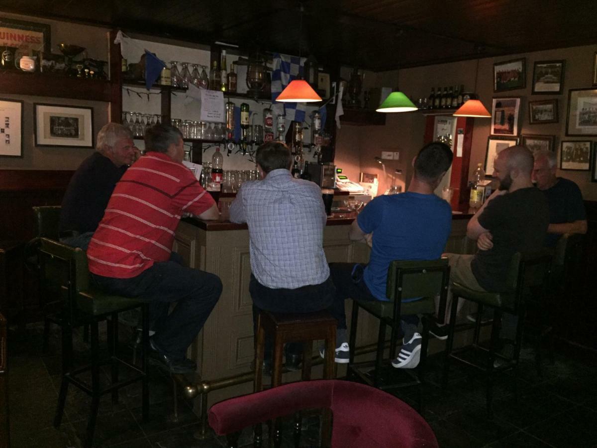 Carey'S Bar & Farmhouse Kilkenny Border Oldleighlin Exterior foto